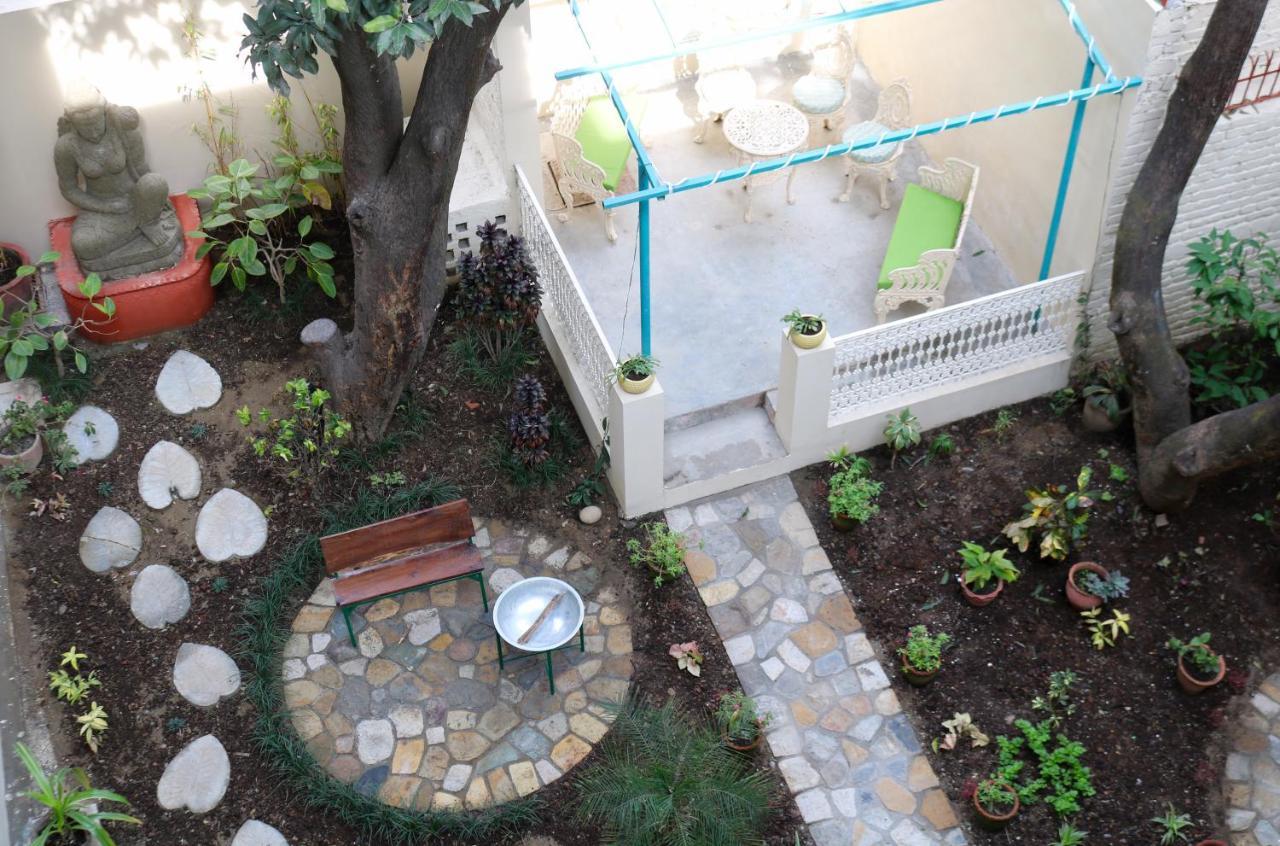 Mango Tree Courtyard Dehradun Hotell Eksteriør bilde